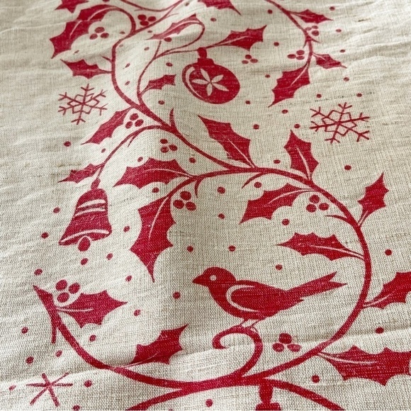 WELL DRESSED HOME Red Plaid Table Runner Black Faux Fur Christmas 14x72 - Picture 3 of 6